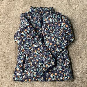 Girls Patagonia puffer Size XL (14)